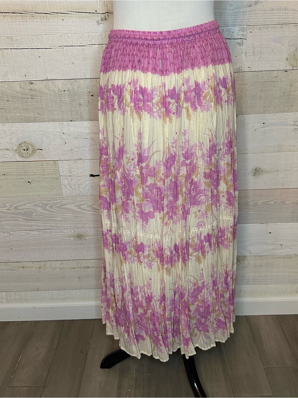 Spell & The Gypsy Collective Coco Lei Maxi Skirt in pink and cream floral print - Picture 6 of 10